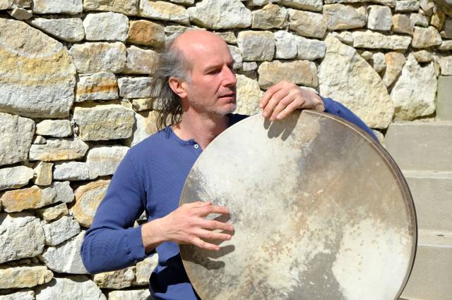 bęben szamański, warsztaty tworzenia bębna, narodziny bębna, shamanic drum birth, shamanic drum workshop